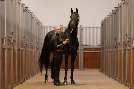 Röwer & Rüb geht strategische Partnerschaft mit der Global Equestrian Group ein
