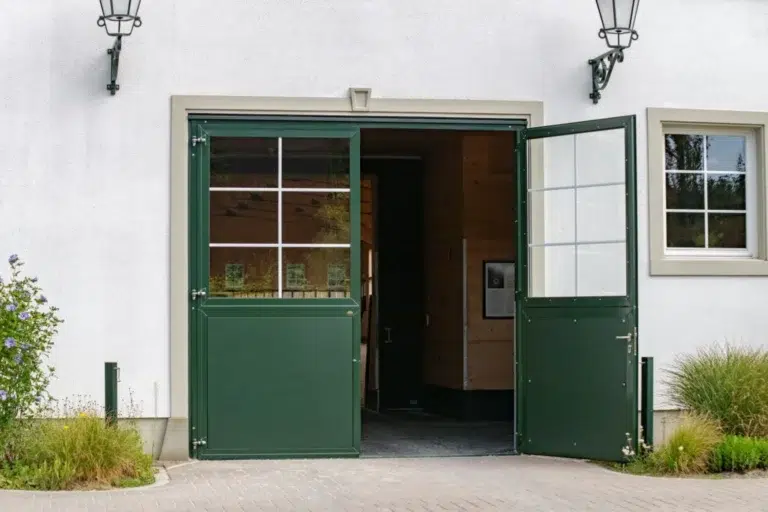 hofgut albfuehren stalleinrichtung stalltuer